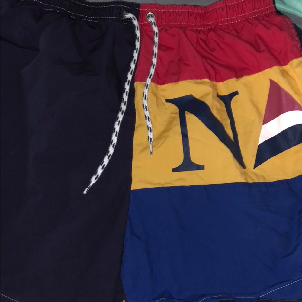 Navigate swimming trunks size medium